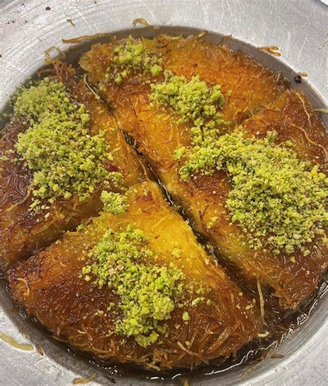 kunife|Turkish Kunefe Dessert